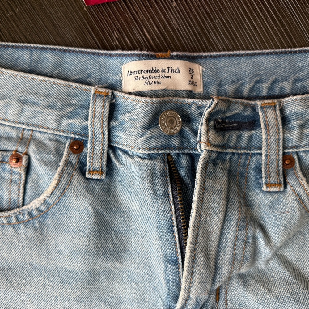 Abercrombie & Fitch Light Blue Jeans